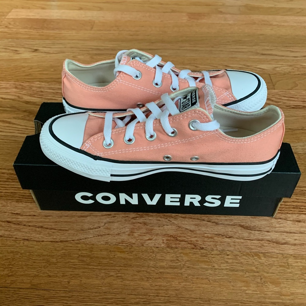 Converse Chuck Taylor All Star Shoes - Picture 2 of 7
